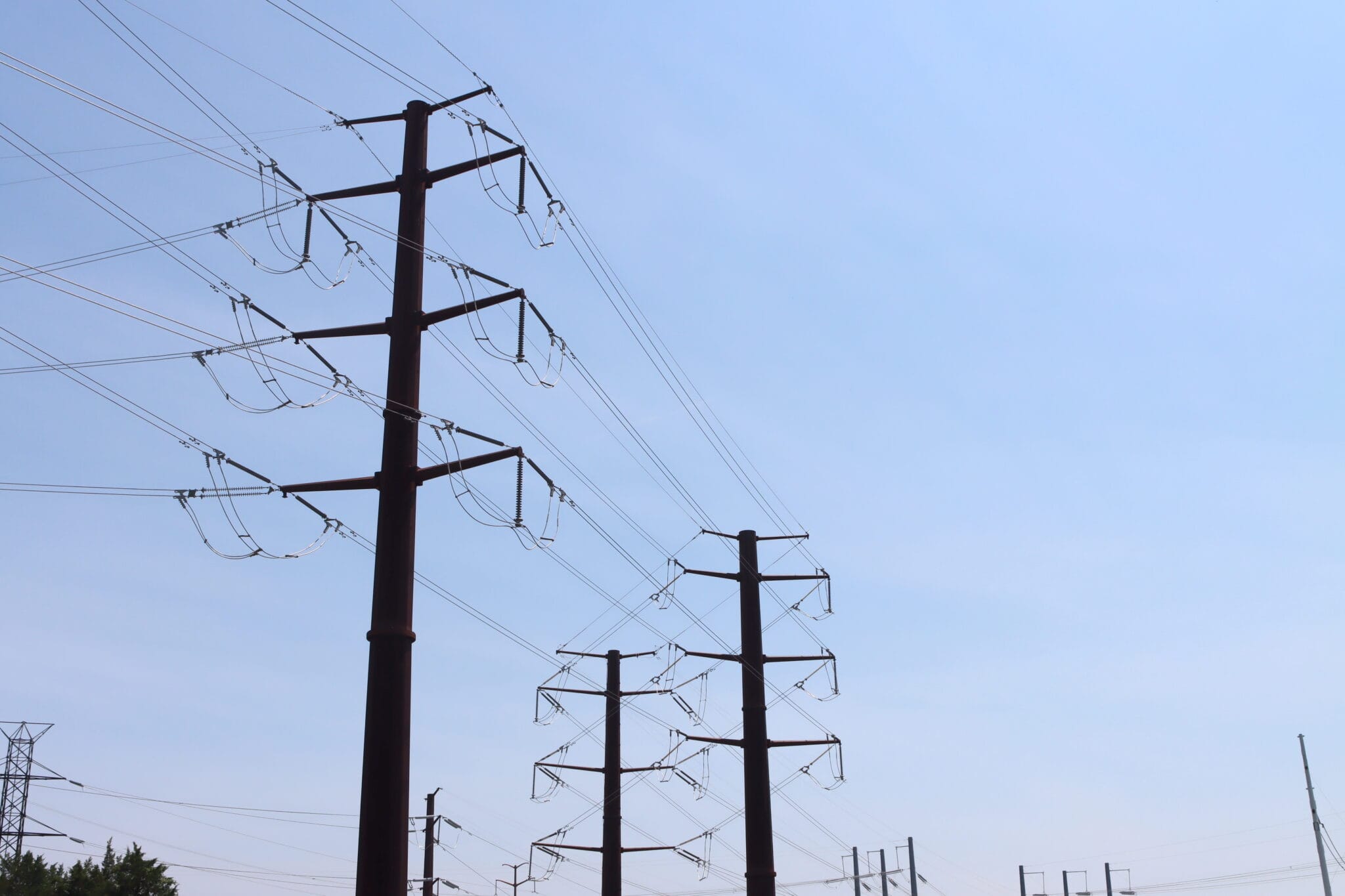 High-voltage transmission lines in Virginia