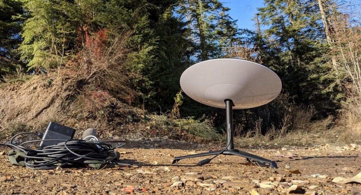 Starlink satellite dish