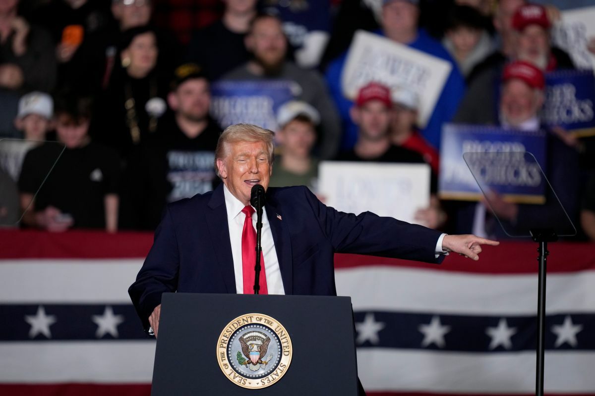 President Trump at a rally in Iowa (file photo)
